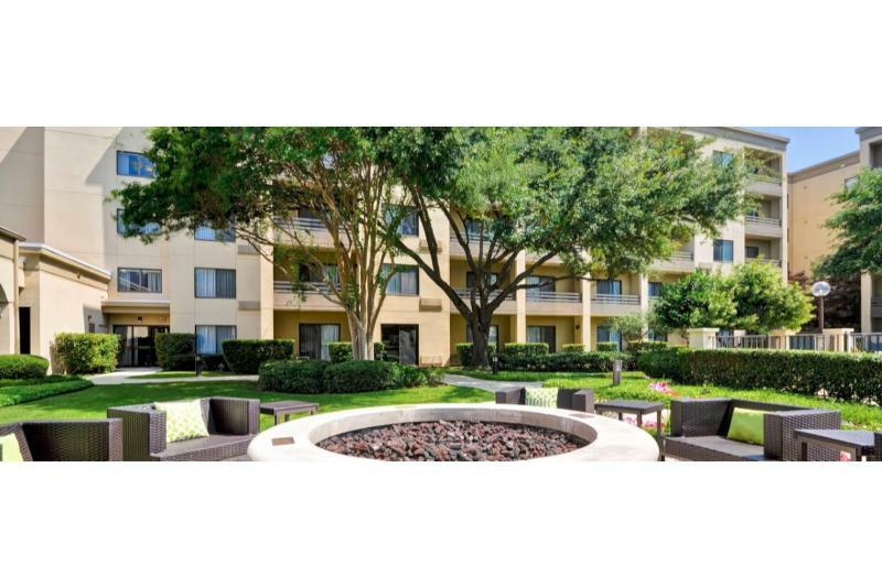 Courtyard Dallas Medical Market Center Luaran gambar